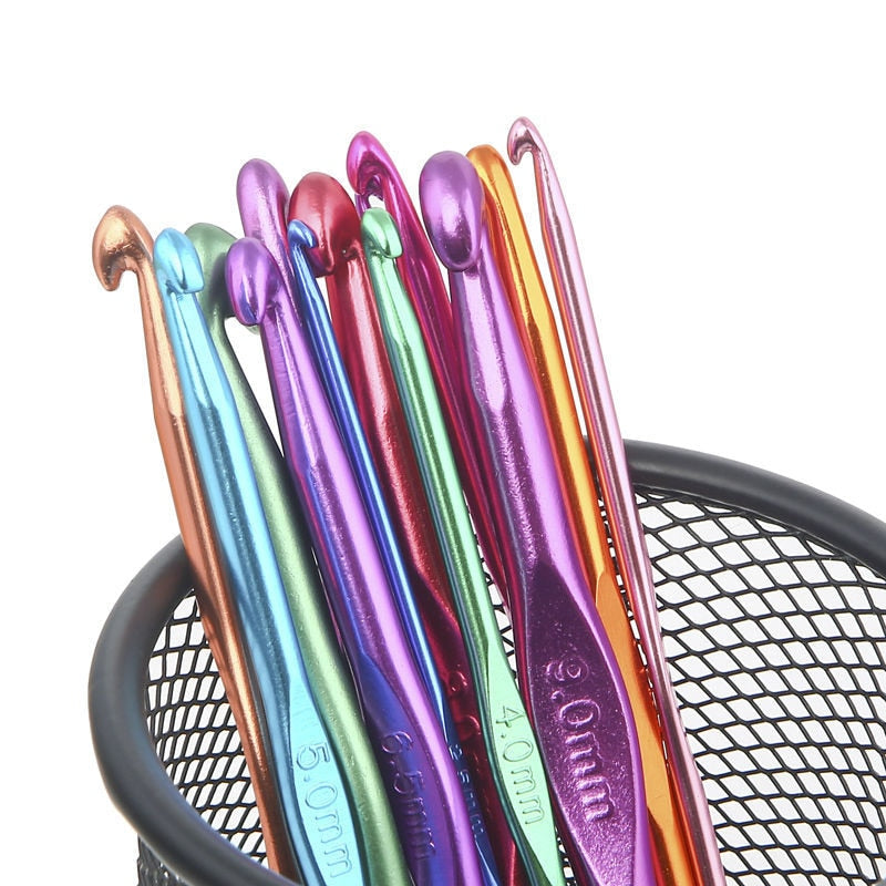 12 Piece Set Aluminum Crochet Hooks