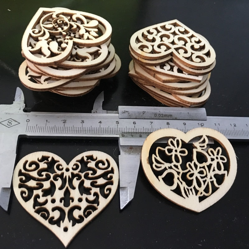 Natural Wooden Hollowed Heart (20/pack)