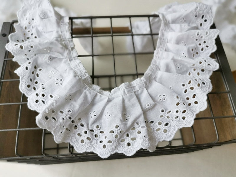 Pleated White Cotton Lace Trim