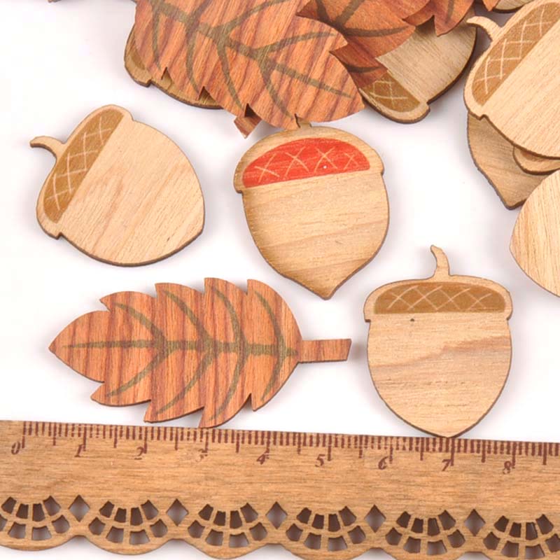 Mixed Wooden Leaf/Pine Cone (25/pack)