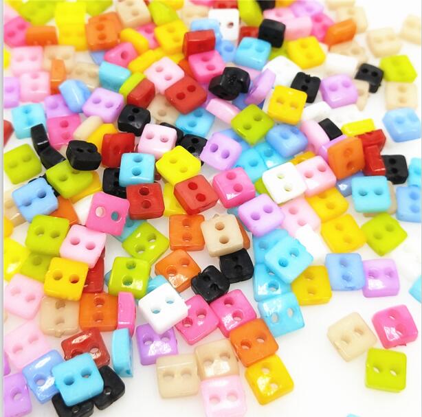 100/300pcs/lot Assorted Colors/Shapes Resin Buttons