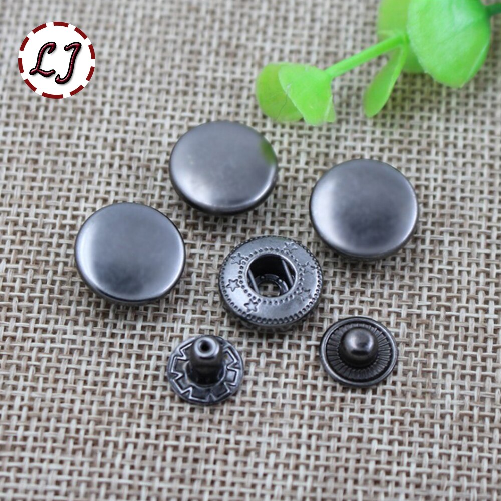 Snap Buttons With 4 Tools 30/set