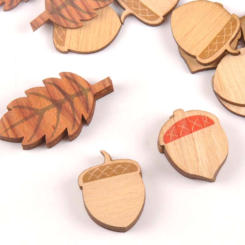 Mixed Wooden Leaf/Pine Cone (25/pack)