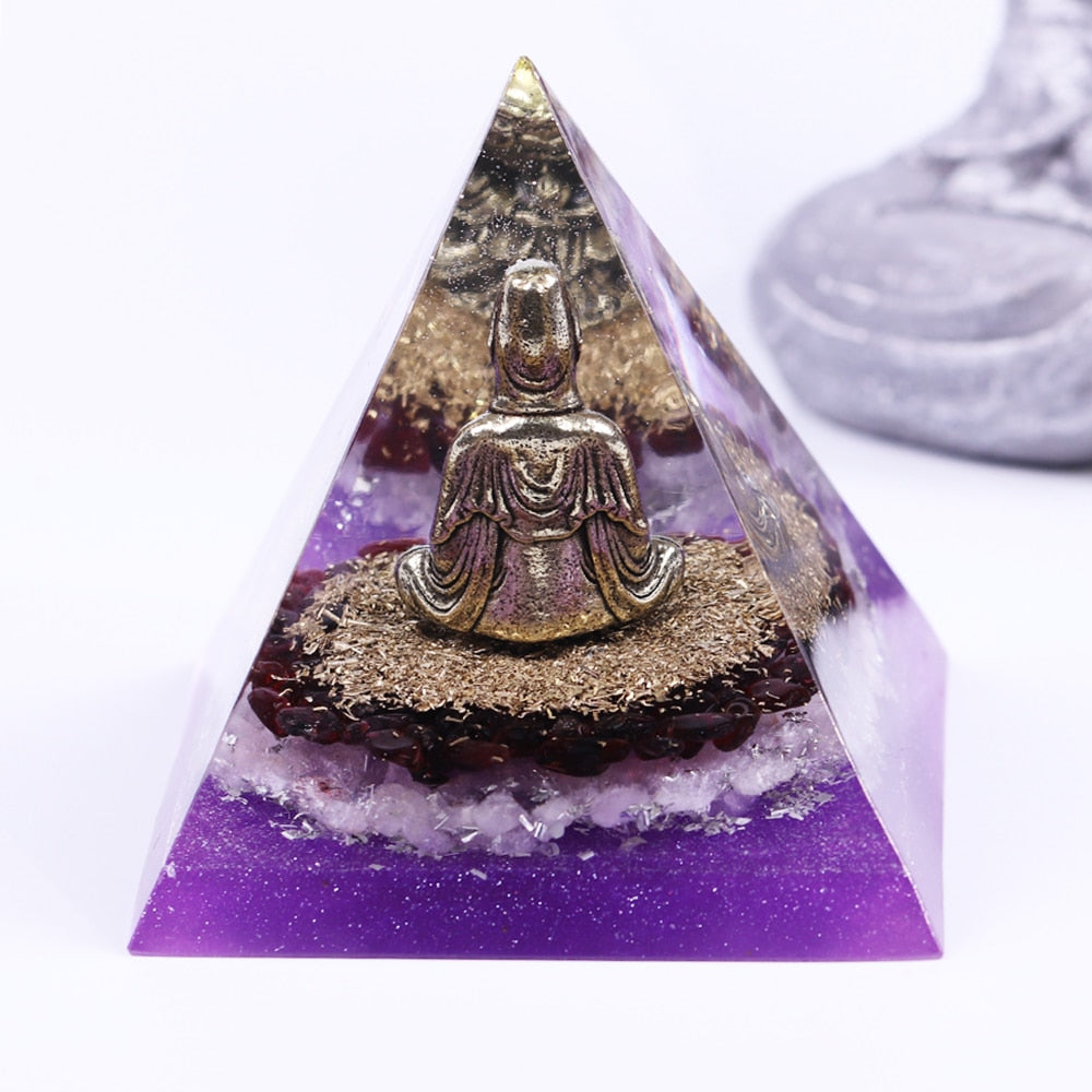 Orgonite Crystal Pyramid Chakra Energy/Protection/Luck