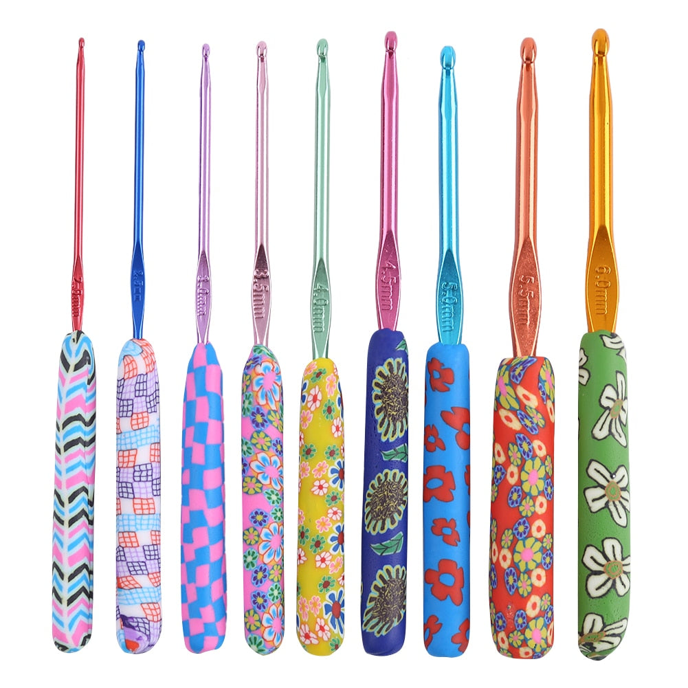 Crochet Hook Set 8 or 9 piece (style/color options)