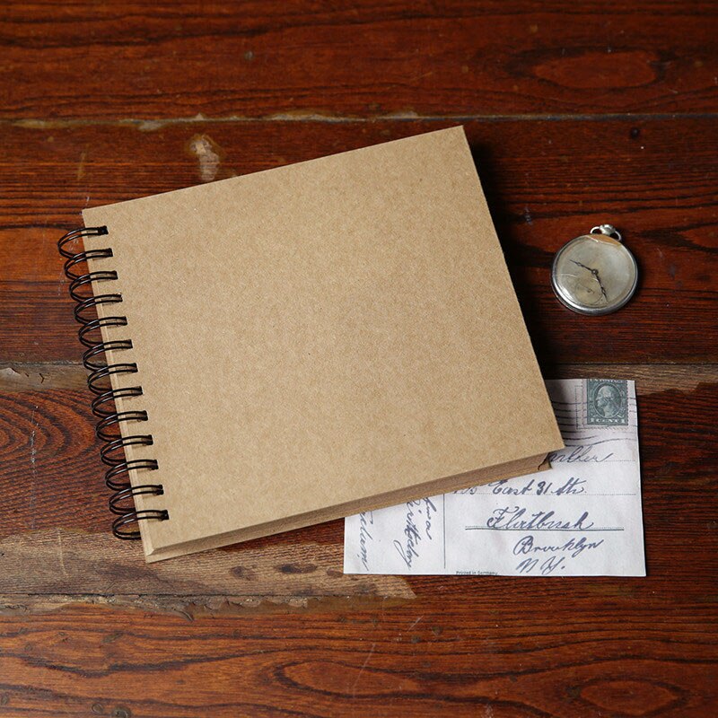 Loose-Leaf Scrapbook (50 sheets, 2 size options)