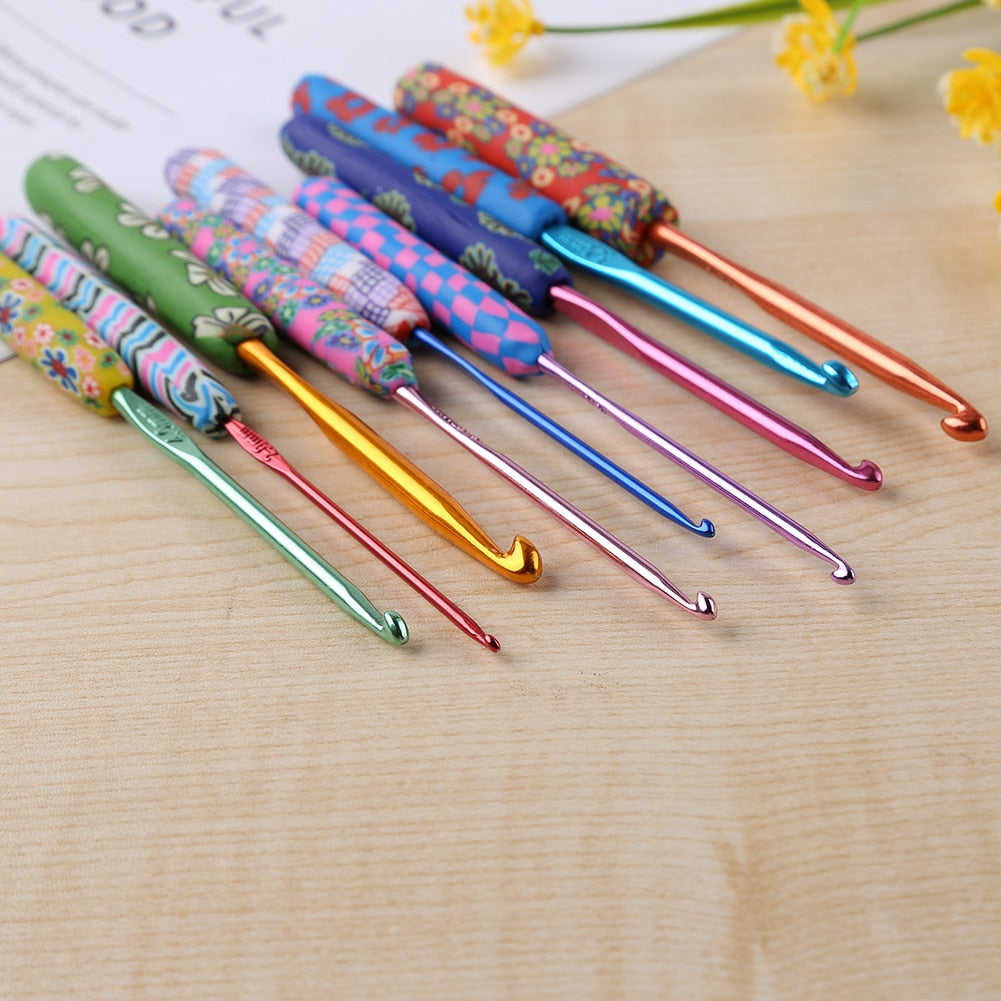 Crochet Hook Set 8 or 9 piece (style/color options)