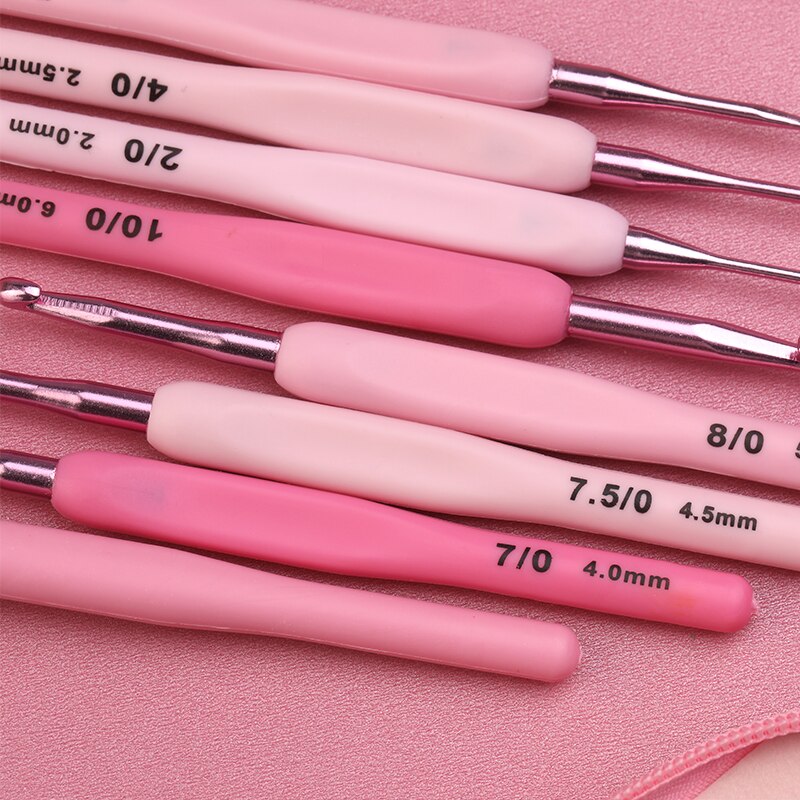 Pretty in Pink Crochet Hook Set