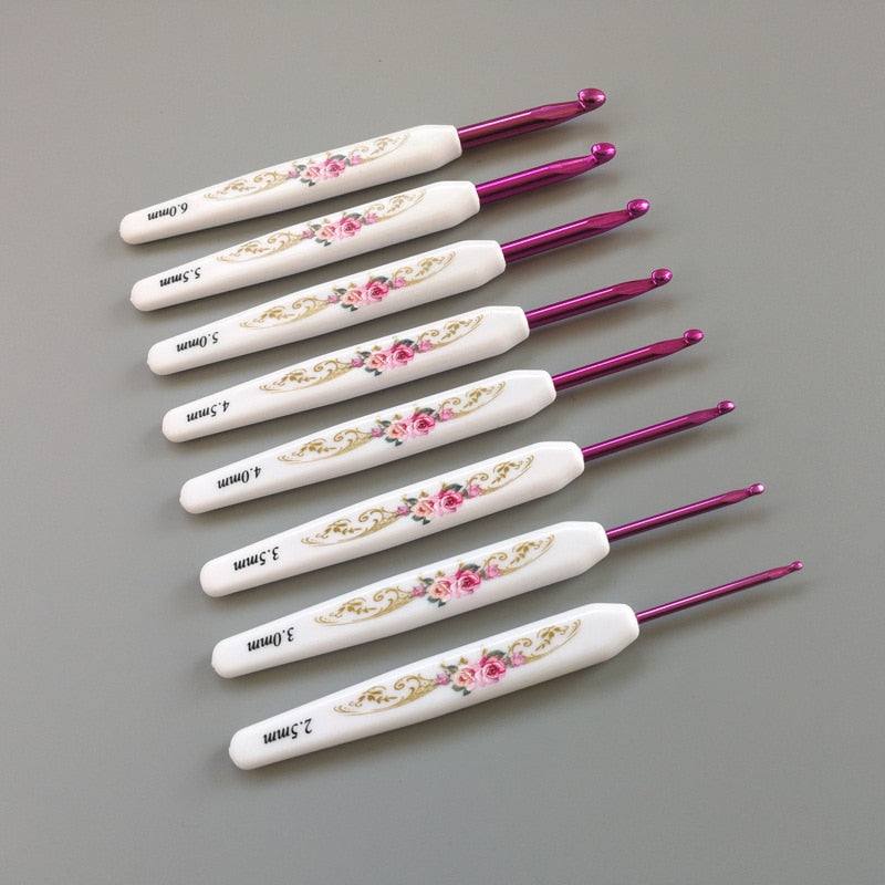 Aluminum Crochet Hooks Set (8 or 16pc.)